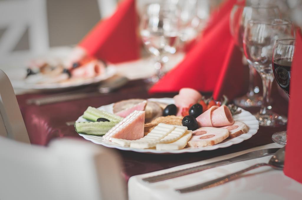 Hotel Merkur Miercurea Ciuc Zewnętrze zdjęcie