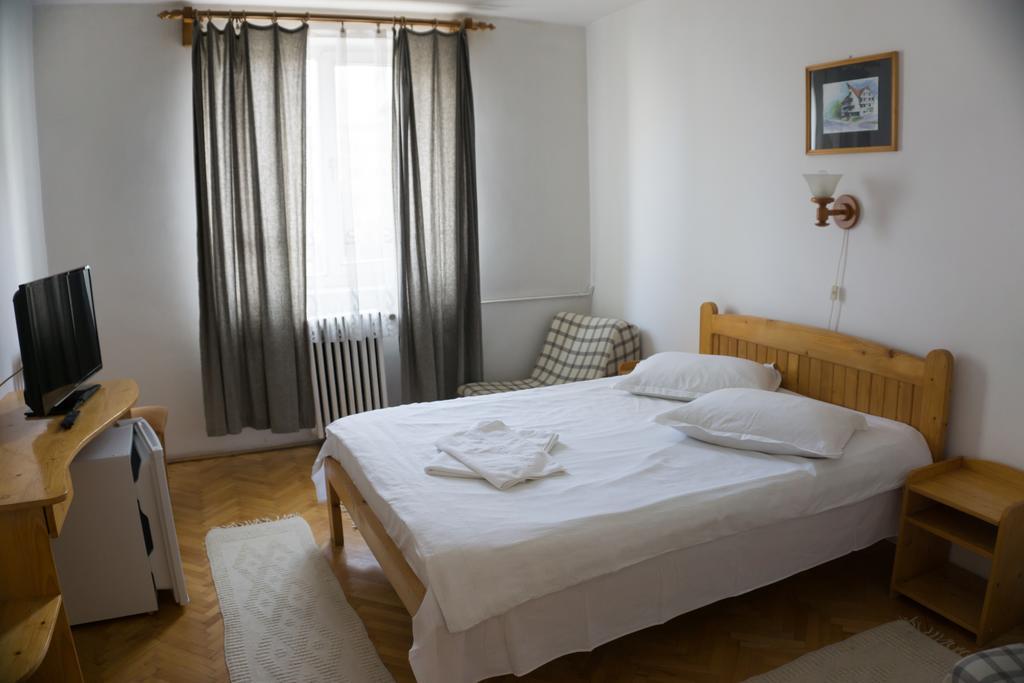Hotel Merkur Miercurea Ciuc Zewnętrze zdjęcie